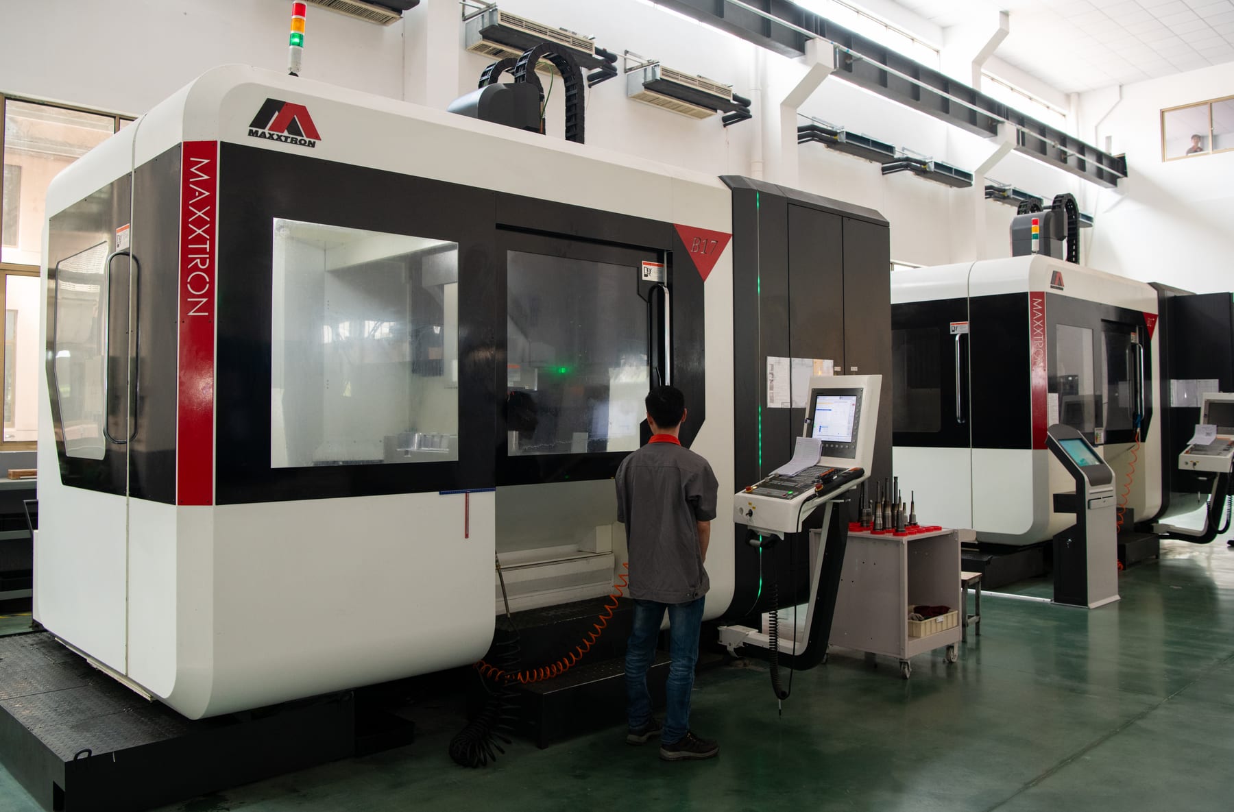 Ningbo Jianlin precision processing area.