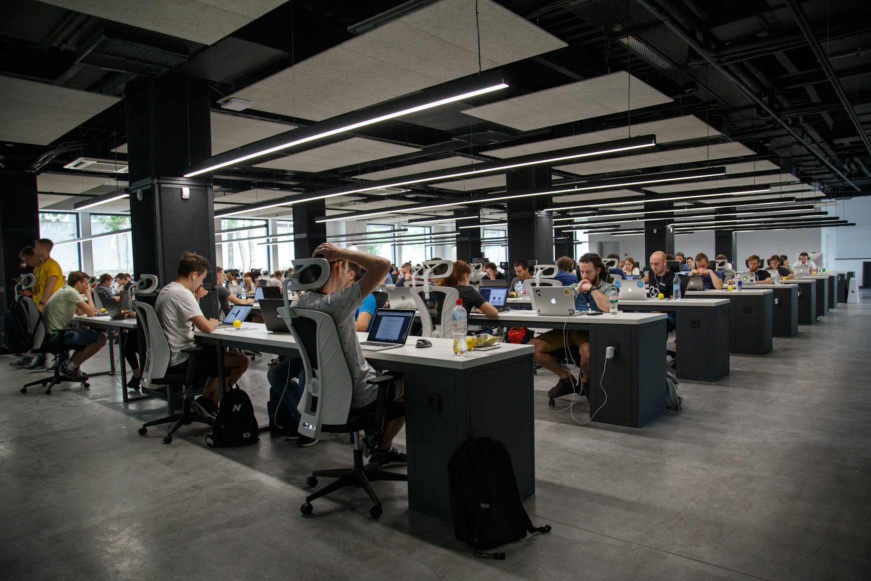 Jianlin Group production and process environment.